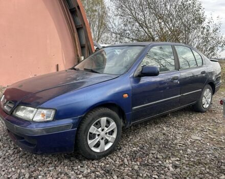 Синій Ніссан Прімера, об'ємом двигуна 2 л та пробігом 200 тис. км за 1000 $, фото 1 на Automoto.ua