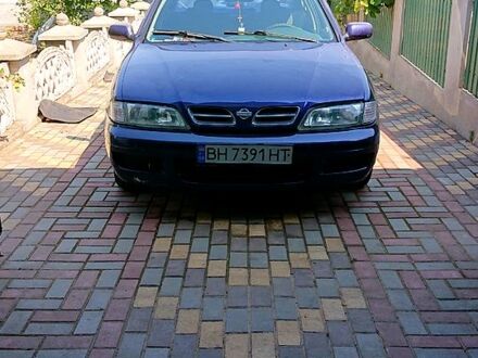 Синій Ніссан Прімера, об'ємом двигуна 2 л та пробігом 200 тис. км за 2000 $, фото 1 на Automoto.ua