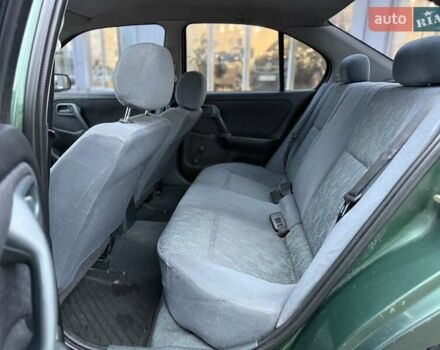 Зелений Ніссан Прімера, об'ємом двигуна 1.6 л та пробігом 280 тис. км за 2999 $, фото 16 на Automoto.ua