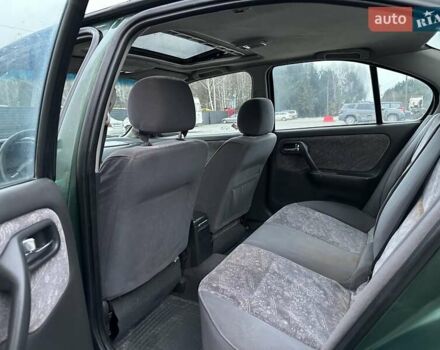 Зелений Ніссан Прімера, об'ємом двигуна 2 л та пробігом 263 тис. км за 1999 $, фото 9 на Automoto.ua