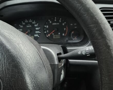 Зелений Ніссан Прімера, об'ємом двигуна 2 л та пробігом 400 тис. км за 1900 $, фото 1 на Automoto.ua