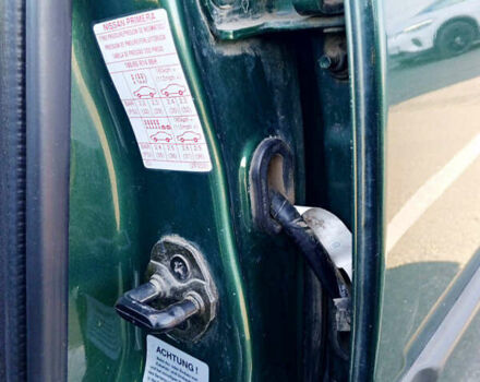 Зелений Ніссан Прімера, об'ємом двигуна 2 л та пробігом 220 тис. км за 3300 $, фото 12 на Automoto.ua