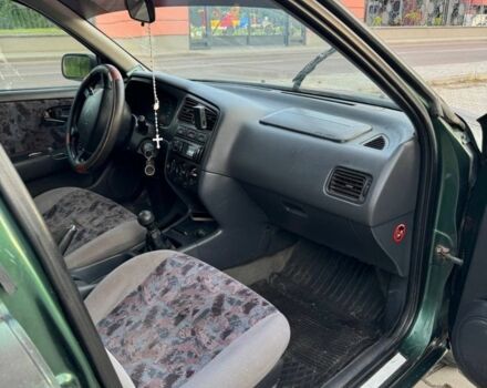 Зеленый Ниссан Примера, объемом двигателя 1.9 л и пробегом 390 тыс. км за 1100 $, фото 5 на Automoto.ua