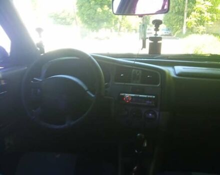 Зелений Ніссан Прімера, об'ємом двигуна 2 л та пробігом 380 тис. км за 2000 $, фото 2 на Automoto.ua