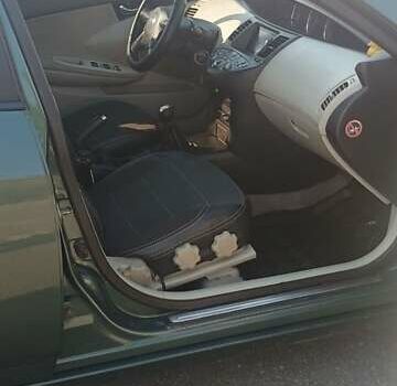 Зеленый Ниссан Примера, объемом двигателя 1.8 л и пробегом 260 тыс. км за 3350 $, фото 6 на Automoto.ua