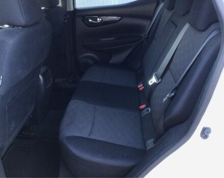 Белый Ниссан Кашкай, объемом двигателя 1.5 л и пробегом 159 тыс. км за 13900 $, фото 9 на Automoto.ua