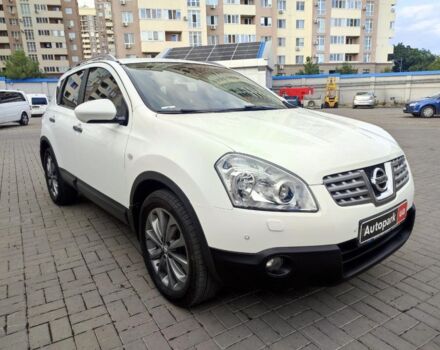 Белый Ниссан Кашкай, объемом двигателя 2 л и пробегом 184 тыс. км за 10490 $, фото 2 на Automoto.ua