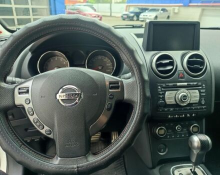 Белый Ниссан Кашкай, объемом двигателя 2 л и пробегом 184 тыс. км за 10490 $, фото 4 на Automoto.ua