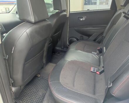 Белый Ниссан Кашкай, объемом двигателя 2 л и пробегом 184 тыс. км за 10490 $, фото 18 на Automoto.ua