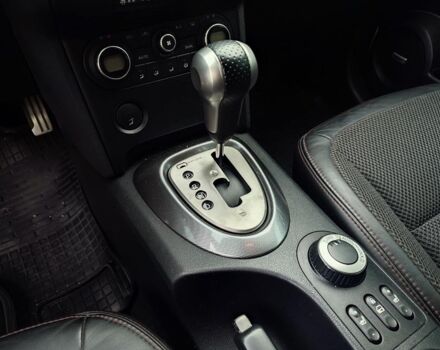 Белый Ниссан Кашкай, объемом двигателя 2 л и пробегом 184 тыс. км за 10490 $, фото 5 на Automoto.ua