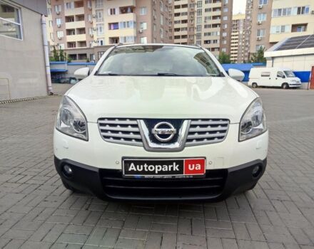 Белый Ниссан Кашкай, объемом двигателя 2 л и пробегом 184 тыс. км за 10490 $, фото 1 на Automoto.ua