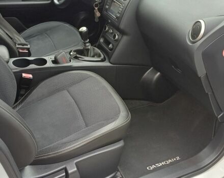 Белый Ниссан Кашкай, объемом двигателя 0 л и пробегом 230 тыс. км за 13650 $, фото 23 на Automoto.ua