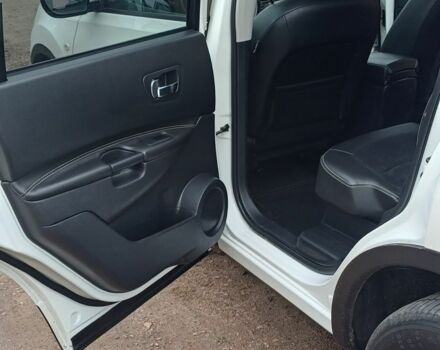 Белый Ниссан Кашкай, объемом двигателя 0 л и пробегом 230 тыс. км за 13650 $, фото 13 на Automoto.ua