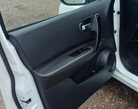 Белый Ниссан Кашкай, объемом двигателя 0 л и пробегом 230 тыс. км за 13650 $, фото 15 на Automoto.ua