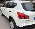 Белый Ниссан Кашкай, объемом двигателя 1.6 л и пробегом 260 тыс. км за 8300 $, фото 3 на Automoto.ua