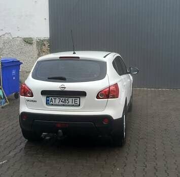 Белый Ниссан Кашкай, объемом двигателя 1.46 л и пробегом 252 тыс. км за 7399 $, фото 9 на Automoto.ua