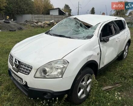 Білий Ніссан Кашкай, об'ємом двигуна 1.5 л та пробігом 257 тис. км за 3300 $, фото 2 на Automoto.ua