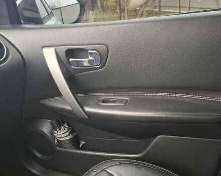 Белый Ниссан Кашкай, объемом двигателя 2 л и пробегом 215 тыс. км за 9500 $, фото 4 на Automoto.ua