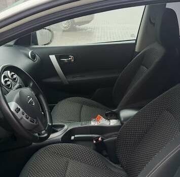 Белый Ниссан Кашкай, объемом двигателя 1.46 л и пробегом 252 тыс. км за 7399 $, фото 18 на Automoto.ua