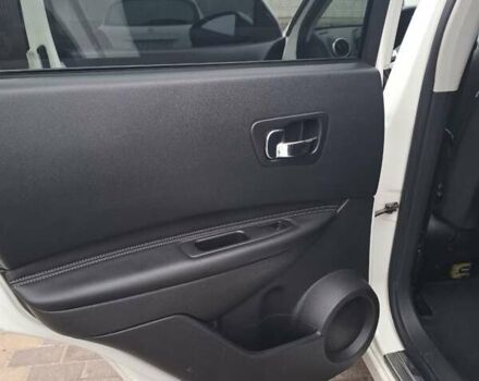 Белый Ниссан Кашкай, объемом двигателя 2 л и пробегом 215 тыс. км за 9500 $, фото 17 на Automoto.ua