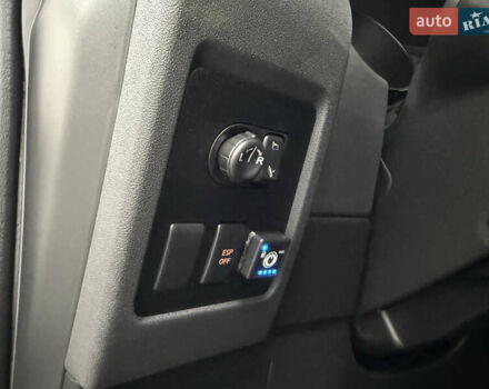 Белый Ниссан Кашкай, объемом двигателя 2 л и пробегом 115 тыс. км за 10300 $, фото 12 на Automoto.ua