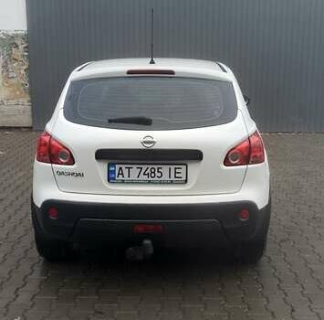 Белый Ниссан Кашкай, объемом двигателя 1.46 л и пробегом 252 тыс. км за 7399 $, фото 10 на Automoto.ua