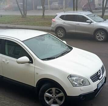 Белый Ниссан Кашкай, объемом двигателя 1.46 л и пробегом 252 тыс. км за 7399 $, фото 35 на Automoto.ua