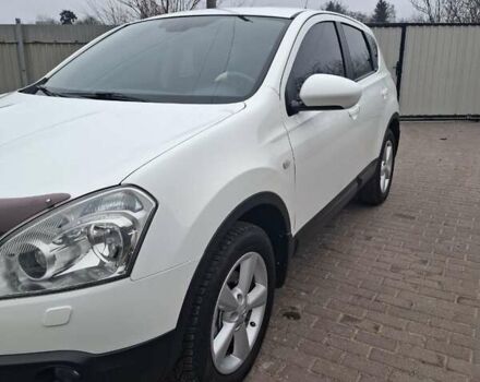 Белый Ниссан Кашкай, объемом двигателя 2 л и пробегом 215 тыс. км за 9500 $, фото 11 на Automoto.ua