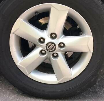 Белый Ниссан Кашкай, объемом двигателя 1.6 л и пробегом 191 тыс. км за 7450 $, фото 9 на Automoto.ua