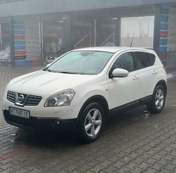 Белый Ниссан Кашкай, объемом двигателя 1.46 л и пробегом 252 тыс. км за 7399 $, фото 3 на Automoto.ua