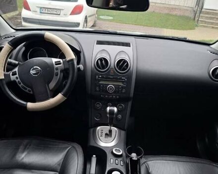 Белый Ниссан Кашкай, объемом двигателя 2 л и пробегом 215 тыс. км за 9500 $, фото 8 на Automoto.ua