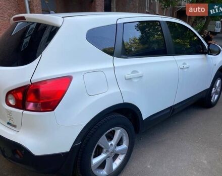 Белый Ниссан Кашкай, объемом двигателя 2 л и пробегом 134 тыс. км за 11000 $, фото 5 на Automoto.ua