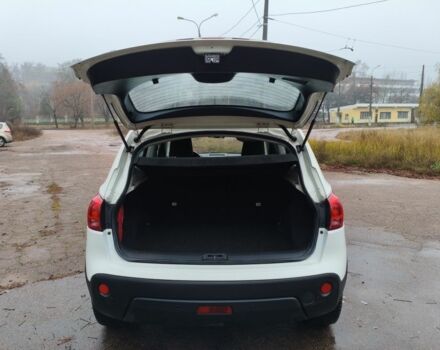 Белый Ниссан Кашкай, объемом двигателя 1.6 л и пробегом 152 тыс. км за 8350 $, фото 14 на Automoto.ua