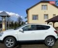 Белый Ниссан Кашкай, объемом двигателя 2 л и пробегом 260 тыс. км за 9400 $, фото 2 на Automoto.ua