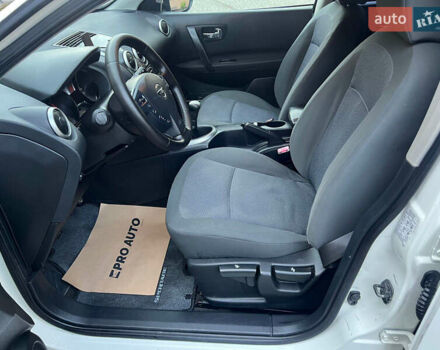 Белый Ниссан Кашкай, объемом двигателя 1.6 л и пробегом 159 тыс. км за 8499 $, фото 14 на Automoto.ua