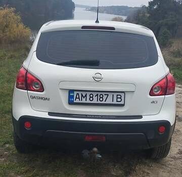 Белый Ниссан Кашкай, объемом двигателя 1.46 л и пробегом 183 тыс. км за 9599 $, фото 22 на Automoto.ua