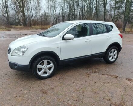 Белый Ниссан Кашкай, объемом двигателя 1.6 л и пробегом 152 тыс. км за 8350 $, фото 8 на Automoto.ua