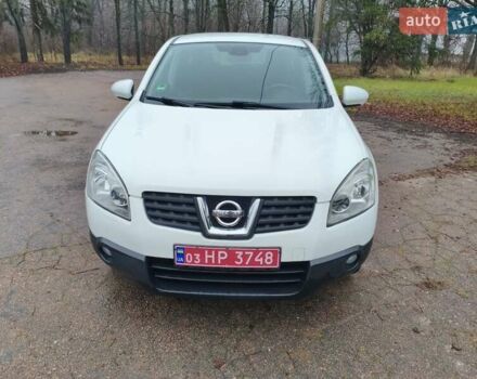 Белый Ниссан Кашкай, объемом двигателя 1.6 л и пробегом 152 тыс. км за 8350 $, фото 2 на Automoto.ua