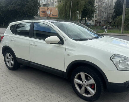 Белый Ниссан Кашкай, объемом двигателя 1.46 л и пробегом 202 тыс. км за 9500 $, фото 4 на Automoto.ua