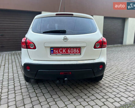 Белый Ниссан Кашкай, объемом двигателя 1.6 л и пробегом 159 тыс. км за 8499 $, фото 5 на Automoto.ua