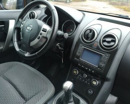 Белый Ниссан Кашкай, объемом двигателя 1.6 л и пробегом 152 тыс. км за 8350 $, фото 18 на Automoto.ua