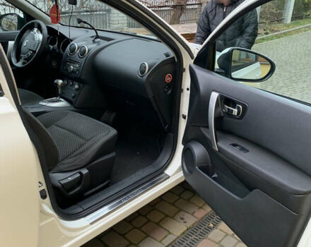 Білий Ніссан Кашкай, об'ємом двигуна 2 л та пробігом 247 тис. км за 7800 $, фото 23 на Automoto.ua