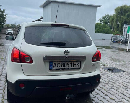 Белый Ниссан Кашкай, объемом двигателя 2 л и пробегом 225 тыс. км за 10300 $, фото 2 на Automoto.ua