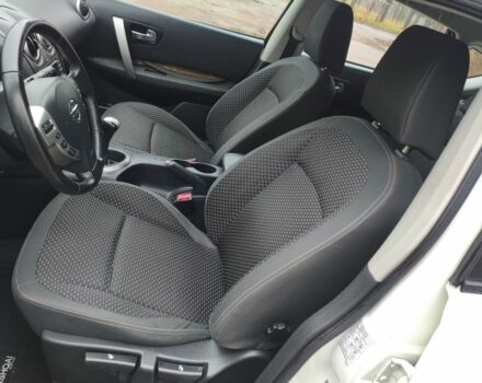 Белый Ниссан Кашкай, объемом двигателя 1.6 л и пробегом 152 тыс. км за 8350 $, фото 19 на Automoto.ua