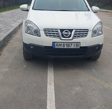 Белый Ниссан Кашкай, объемом двигателя 1.46 л и пробегом 183 тыс. км за 9599 $, фото 5 на Automoto.ua