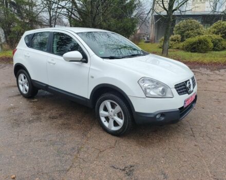 Белый Ниссан Кашкай, объемом двигателя 1.6 л и пробегом 152 тыс. км за 8350 $, фото 2 на Automoto.ua