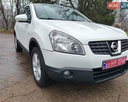 Белый Ниссан Кашкай, объемом двигателя 1.6 л и пробегом 152 тыс. км за 8350 $, фото 17 на Automoto.ua