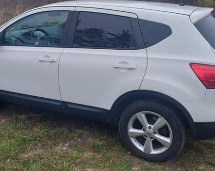 Белый Ниссан Кашкай, объемом двигателя 1.46 л и пробегом 183 тыс. км за 9599 $, фото 17 на Automoto.ua