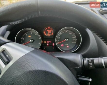 Белый Ниссан Кашкай, объемом двигателя 2 л и пробегом 170 тыс. км за 9000 $, фото 11 на Automoto.ua