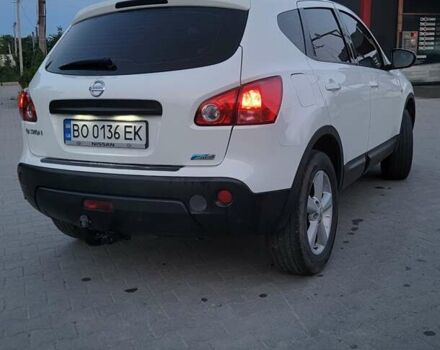 Белый Ниссан Кашкай, объемом двигателя 1.5 л и пробегом 280 тыс. км за 8400 $, фото 4 на Automoto.ua